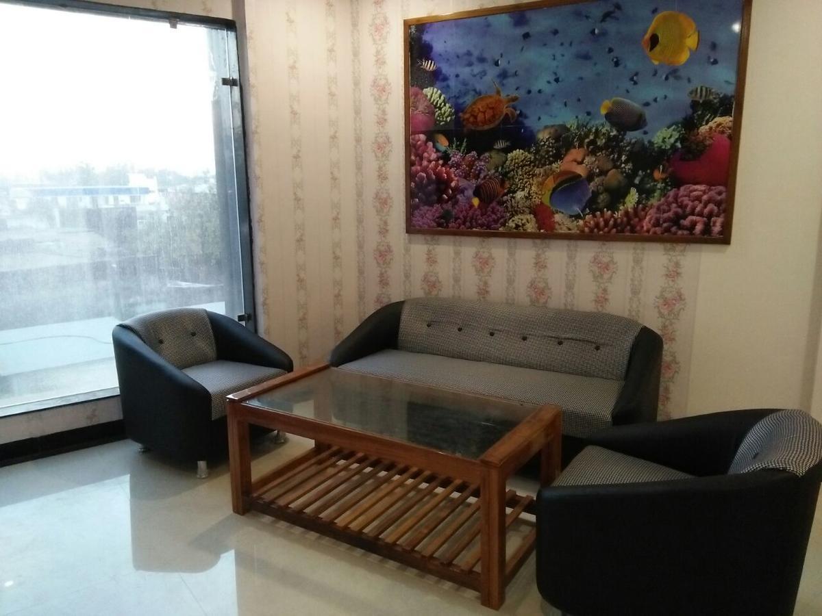 מלון Rewa Residency מראה חיצוני תמונה